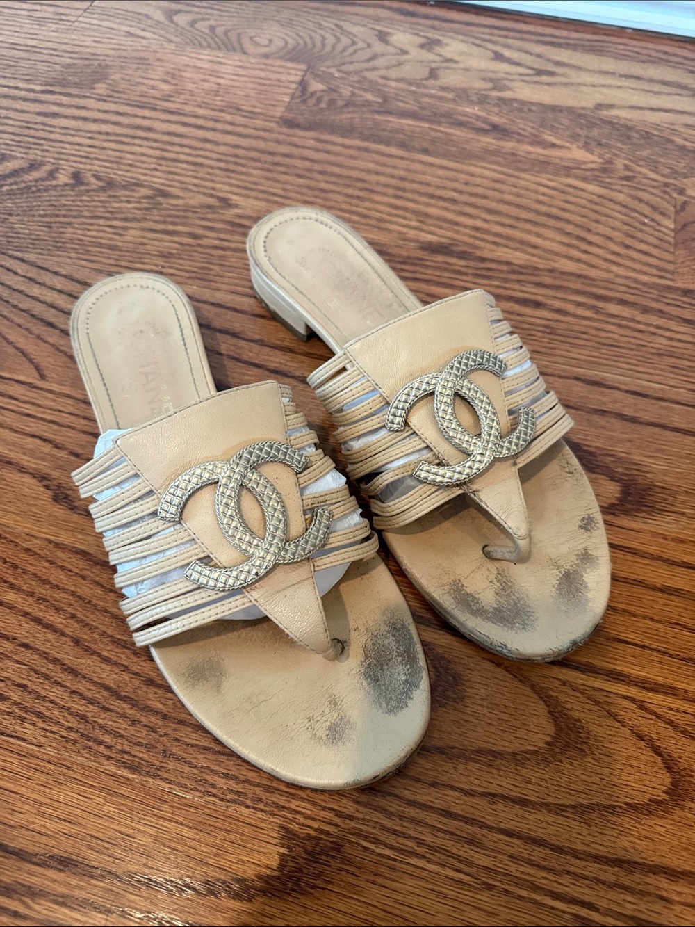 Chanel 2019 Interlocking CC Logo Slides